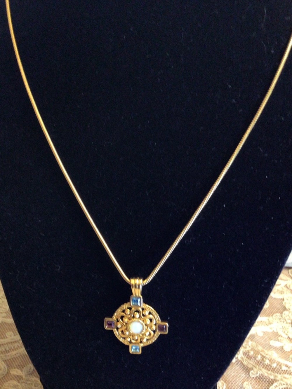 Vintage Premier Designs Necklace